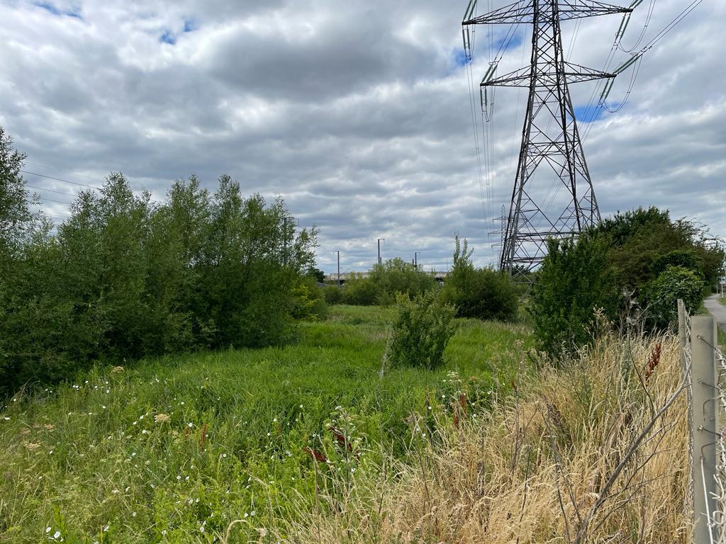 Lot: 71 - COMMERCIAL INVESTMENT AND LAND WITH POTENTIAL - 